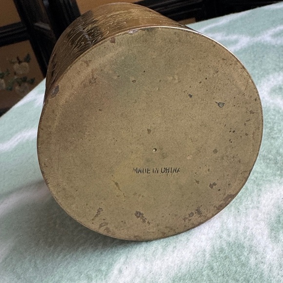 Vintage Brass Dragon Motif double happiness Container with lid - Picture 8 of 11